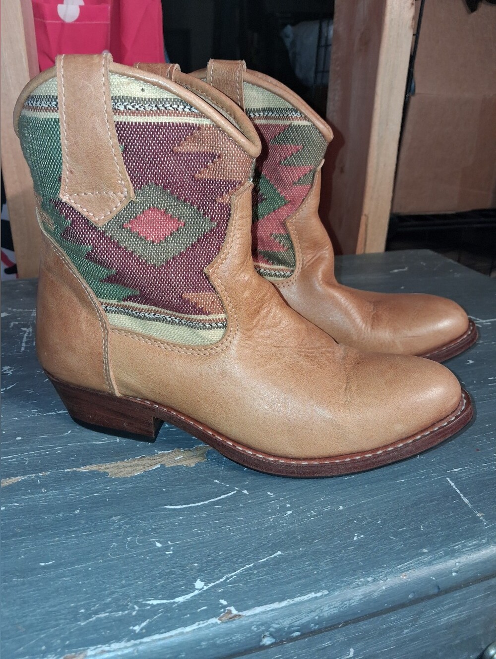 Camel Color Leather Ankle Boots With A Blanket Print Estimated Sz 7